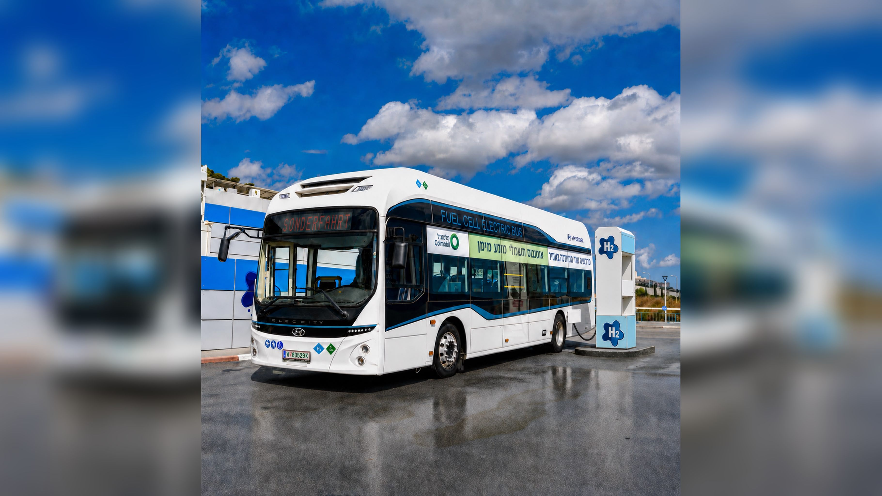 לצפייה בכתבה אוטובוס המימן של יונדאי נחת בישראל: התשתית בינתיים נותרה מאחור